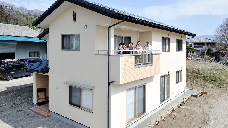沼田市　子ども部屋を成長に合わせて仕切れる２階建ての家