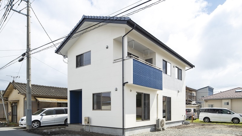 沼田市　機能的に使える小上がりの和室がある２階建ての家