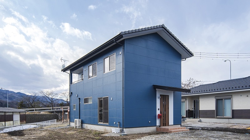 利根郡　間取りと収納が見どころの2階建ての家